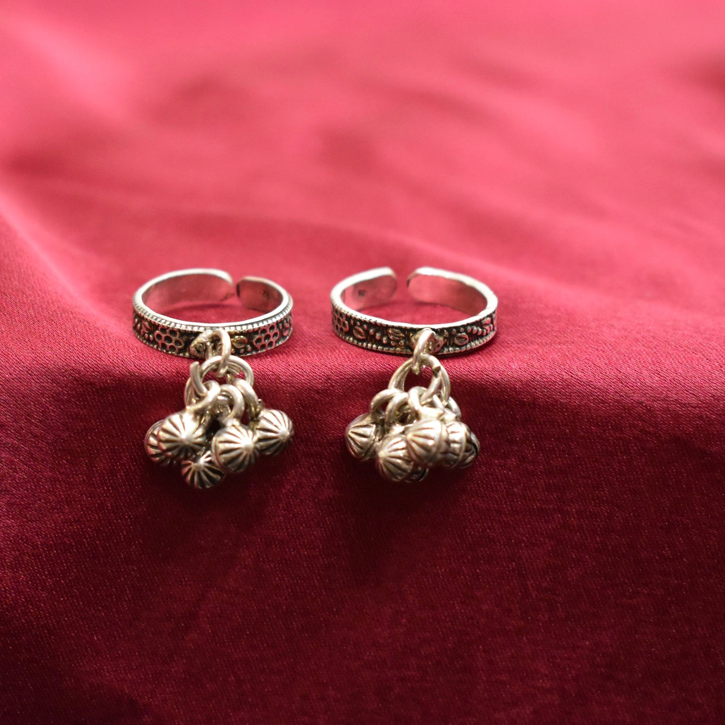 925 Silver Ghungroo Toe Ring